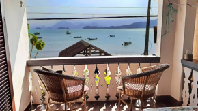 Casa da Dona Nina (Pé na Areia / Vista para o Mar)